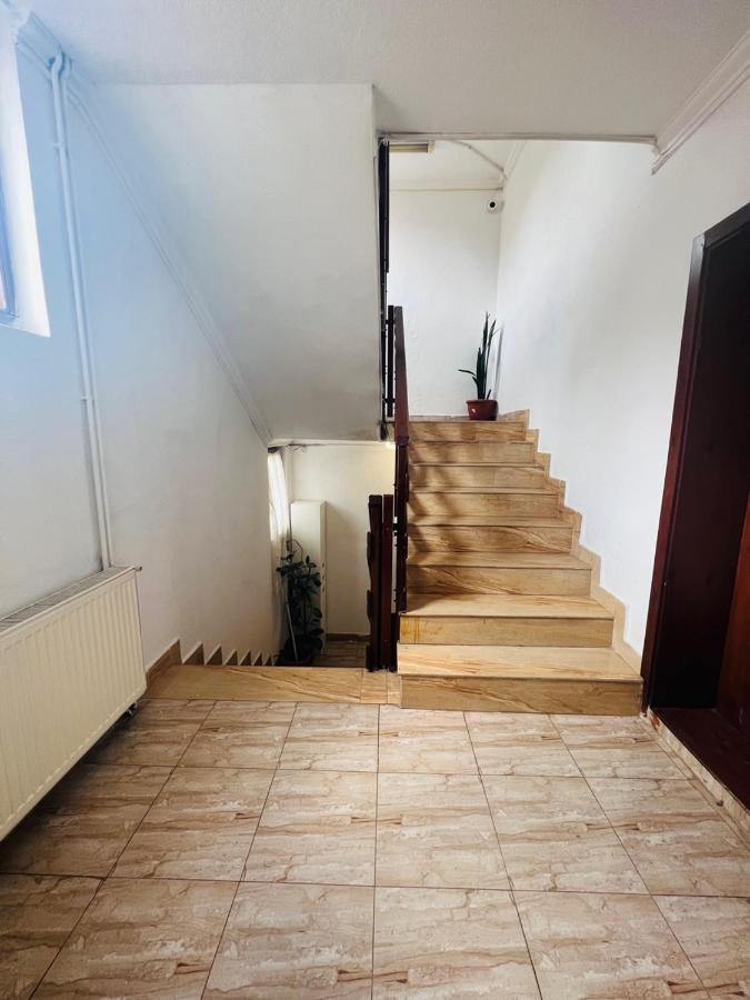 Guest House Velania Pristina Exterior photo